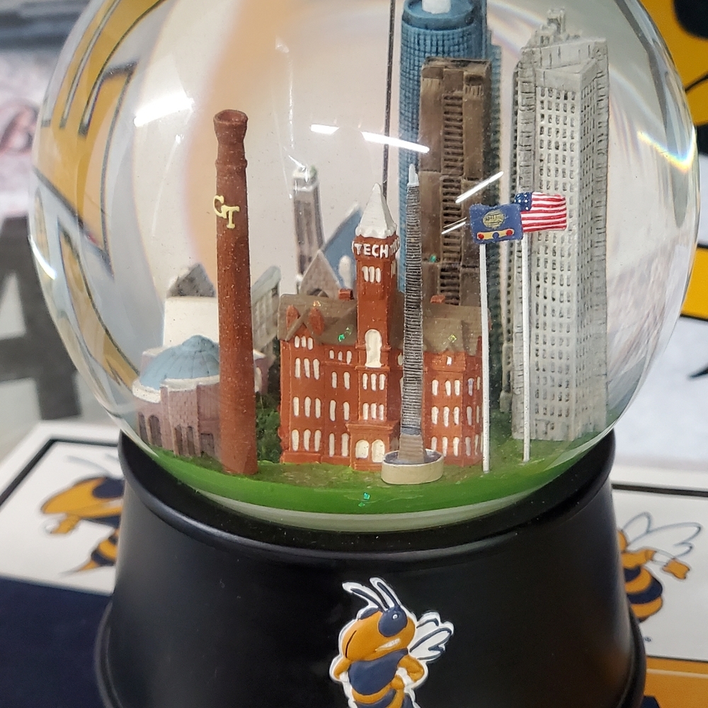 Ga Tech Snow Globe
